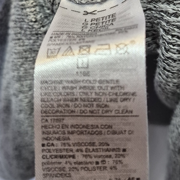 Cozy Gray Knit Boatneck Sweater - Picture 3 of 7